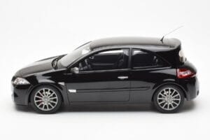 Renault Megane 2 RS Phase 2 Nero Otto 1:18 OT1054 Resina — immagine 3 di 6