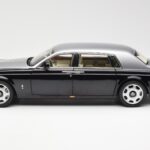 Rolls-Royce Phantom VII EWB Nero e Argento Kyosho 1:18 08841BKS - image 4 of 8