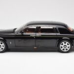 Rolls-Royce Phantom VII EWB Diamond Nero Kyosho 1:18 08841DBK2 - image 4 of 8