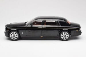 Rolls-Royce Phantom VII EWB Diamond Nero Kyosho 1:18 08841DBK2 Pressofusione — immagine 4 di 8