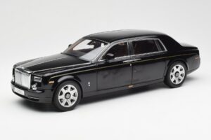 Rolls-Royce Phantom VII EWB Diamond Nero Kyosho 1:18 08841DBK2