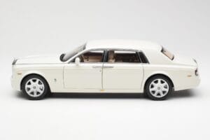 Rolls-Royce Phantom VII EWB English Bianco Kyosho 1:18 08841EW2 Pressofusione — immagine 4 di 8