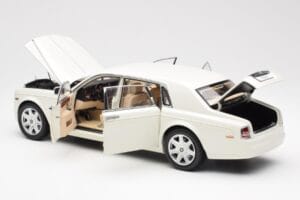 Rolls-Royce Phantom VII EWB English Bianco Kyosho 1:18 08841EW2 Pressofusione — immagine 5 di 8