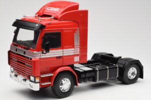 Scania 143M 470 Topline Rosso MCG 1:18 MCG18142