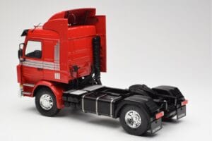 Scania 143M 470 Topline Rosso MCG 1:18 MCG18142 Pressofusione — immagine 7 di 8