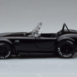 Shelby Cobra 427 S/C Nero Kyosho 1:18 - image 4 of 9