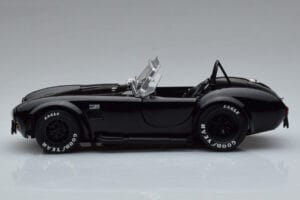 Shelby Cobra 427 S/C Nero Kyosho 1:18 08048BK Pressofusione — immagine 4 di 9