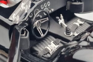 Shelby Cobra 427 S/C Nero Kyosho 1:18 08048BK Pressofusione — immagine 7 di 9