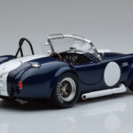 Shelby Cobra 427 S/C Blu Scuro Kyosho 1:18 - image 3 of 9