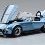 Shelby Cobra 427 S/C Blu Chiaro Kyosho 1:18 - image 2 of 9