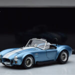 Shelby Cobra 427 S/C Blu Chiaro Kyosho 1:18 - image 9 of 9