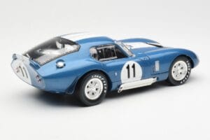 Shelby Daytona Cobra Coupe #11 S. Thompson 24 Hours of Le Mans 1965 CMR 1:18 CMR114 Pressofusione — immagine 3 di 8