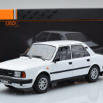 Skoda 130 L Bianco IXO 1:18 - image 6 of 6
