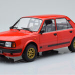 Skoda 130 LR Rosso IXO 1:18