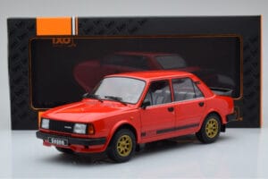 Skoda 130 LR Rosso IXO 1:18 18CMC159 Pressofusione — immagine 6 di 6