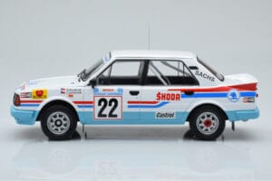 Skoda 130 LR #22 S. Kvaizar / J. Janecek Rally Acropolis 1986 IXO 1:18 18RMC157B Pressofusione — immagine 3 di 6
