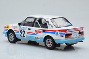 Skoda 130 LR #22 S. Kvaizar / J. Janecek Rally Acropolis 1986 IXO 1:18 18RMC157B Pressofusione — immagine 5 di 6