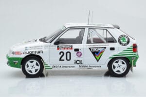 Skoda Felicia #20 S. Blomqvist / B. Cederberg Rally RAC Lombard 1995 IXO 1:18 18RMC147 Pressofusione — immagine 3 di 6