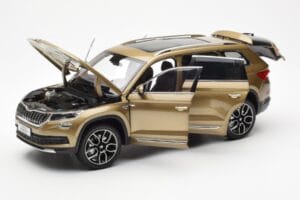 Skoda Kodiaq Oro FAW 1:18 ZSX000001GOL Pressofusione — immagine 2 di 8