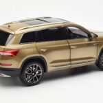 Skoda Kodiaq Oro FAW 1:18 ZSX000001GOL - image 3 of 8