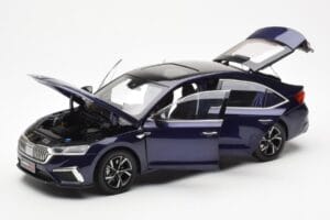 Skoda Octavia Pro Blu FAW 1:18 ZMR000006BLA Pressofusione — immagine 2 di 8