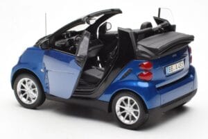 Smart Fortwo 451 Cabrio Blu & Nero Minichamps 1:18 150036330 Pressofusione — immagine 5 di 8