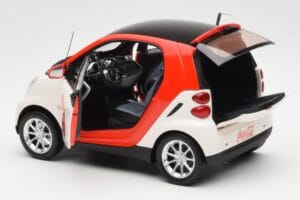 Smart Fortwo 451 Coca-Cola Minichamps 1:18 150036301 Pressofusione — immagine 5 di 8