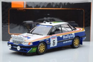 Subaru Legacy RS Night Version #6 M. Alen / I. Kivimaki RAC Rally 1991 IXO 1:18 18RMC080A Pressofusione — immagine 6 di 6