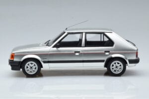 Talbot Horizon Premium Argento Otto 1:18 OT188 Resina — immagine 3 di 6