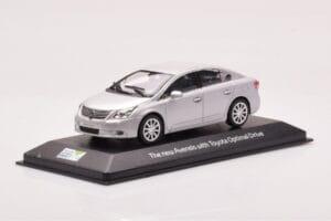 Toyota Avensis T270 Argento Minichamps 1:43 403166903 Pressofusione — immagine 2 di 4