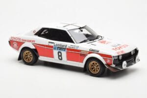Toyota Celica 2000 GT RA21 #8 H. Mikkola / A. Hertz Lombard RAC Rally 1977 Otto 1:18 OT1044 Resina — immagine 4 di 6