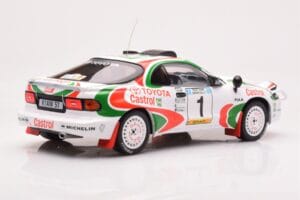Toyota Celica Turbo 4WD ST185 #1 J. Kankkunen / J. Piironen Safari Rally 1993 IXO 1:18 18RMC150A Pressofusione — immagine 2 di 6