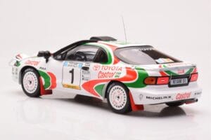 Toyota Celica Turbo 4WD ST185 #1 J. Kankkunen / J. Piironen Safari Rally 1993 IXO 1:18 18RMC150A Pressofusione — immagine 5 di 6