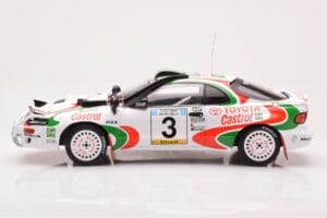 Toyota Celica Turbo 4WD ST185 #3 I. Duncan / R. Virtanen Safari Rally 1994 IXO 1:18 18RMC150C Pressofusione — immagine 3 di 6