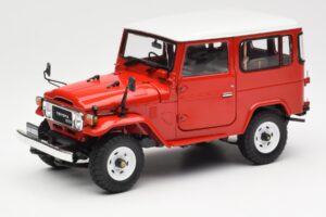 Toyota Land Cruiser FJ40 Van Rosso Kyosho 1:18 08971R