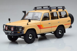 Toyota Land Cruiser 60 Beige Con Parti Opzionali Kyosho 1:18