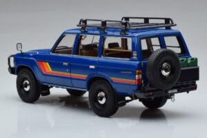 Toyota Land Cruiser 60 Blu Con Parti Opzionali Kyosho 1:18 08956XBL Pressofusione — immagine 6 di 11
