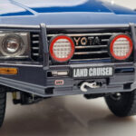Toyota Land Cruiser 60 Blu Con Parti Opzionali Kyosho 1:18 - image 8 of 11