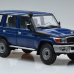 Toyota Land Cruiser J76 Blu Almost Real 1:18 - image 5 of 7