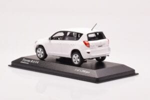 Toyota RAV4 XA30 Bianco Minichamps 1:43 400166571 Pressofusione — immagine 3 di 4