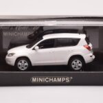 Toyota RAV4 XA30 Bianco Minichamps 1:43 - image 4 of 4