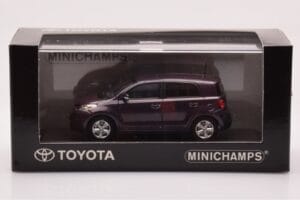 Toyota Urban Cruiser Viola Metallizzato Minichamps 1:43 403166963 Pressofusione — immagine 4 di 4