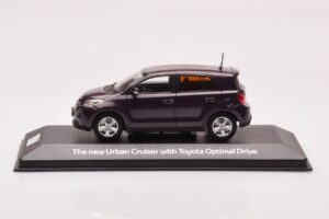 Toyota Urban Cruiser Viola Metallizzato Minichamps 1:43 403166963