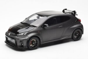 Toyota GR Yaris Circuit Package Nero Otto 1:18 OT1046