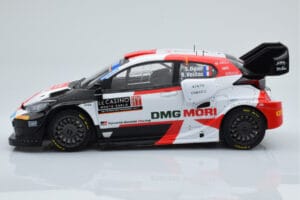 Toyota GR Yaris Rally1 #1 S. Ogier / B. Veillas Rally Monte Carlo 2022 IXO 1:18 18RMC151B Pressofusione — immagine 3 di 6