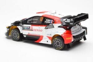 Toyota GR Yaris Rally1 #17 S. Ogier / V. Landais Safari Rally Kenya 2023 IXO 1:18 18RMC173A Pressofusione — immagine 5 di 6