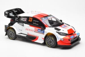 Toyota GR Yaris Rally1 #33 E. Evans / S. Martin Rally Finland 2023 IXO 1:18 18RMC174A Pressofusione — immagine 4 di 6