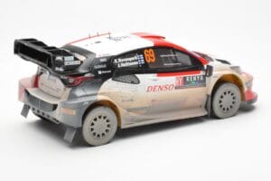 Toyota GR Yaris Rally1 #69 K. Rovanpera / J. Halttunen Safari Rally Kenya 2023 Dirty Version IXO 1:18 18RMC173B Pressofusione — immagine 2 di 6