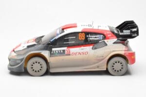 Toyota GR Yaris Rally1 #69 K. Rovanpera / J. Halttunen Safari Rally Kenya 2023 Dirty Version IXO 1:18 18RMC173B Pressofusione — immagine 3 di 6