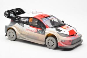 Toyota GR Yaris Rally1 #69 K. Rovanpera / J. Halttunen Safari Rally Kenya 2023 Dirty Version IXO 1:18 18RMC173B Pressofusione — immagine 4 di 6